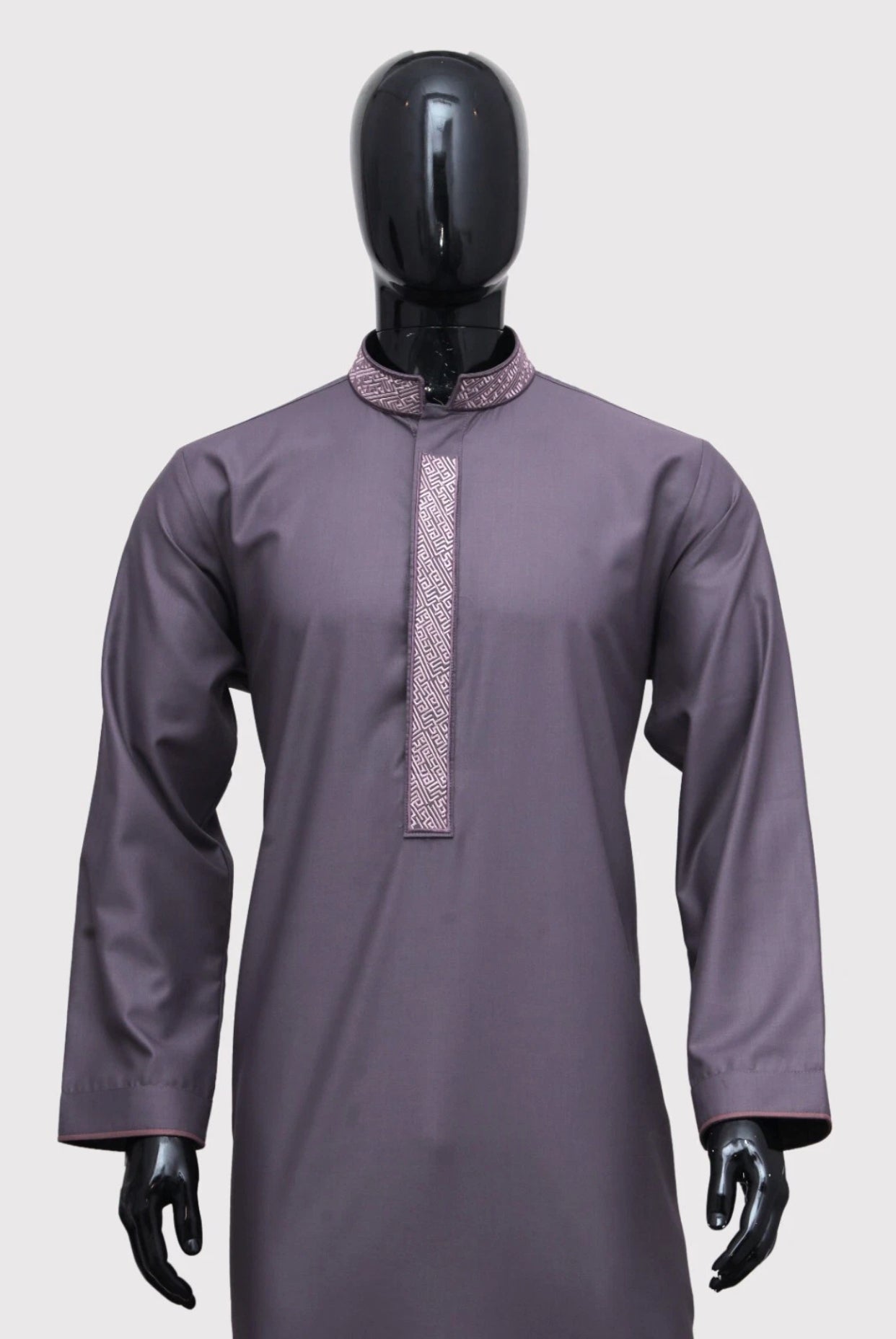 Elegant Thobe – Collared, Embroidered | 3 Colours