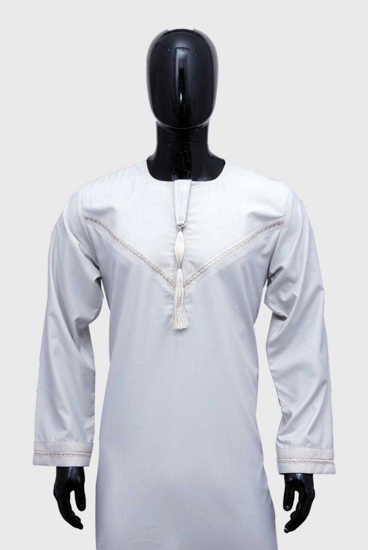 Premium Omani Thobe/Jubba – Collarless, Zipped, Pockets | 8 Colours